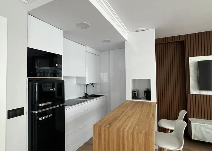 Nomada Orzan * A Coruña